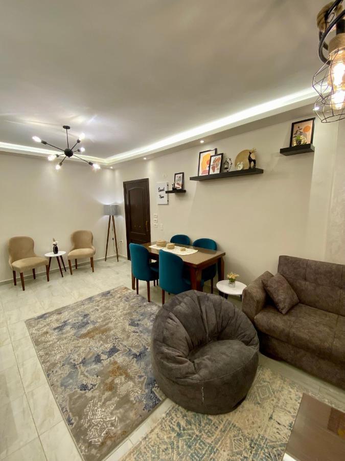 Apartment Cozy 2br In Maadi *